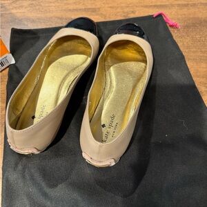 Kate spade camel and black flats